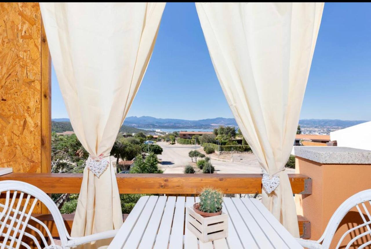 Casa Sharon Appartamento Vista Mare Ad Ольбия Экстерьер фото