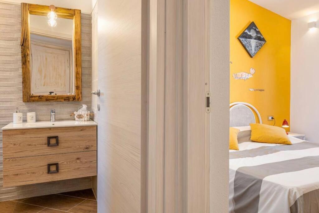 Casa Sharon Appartamento Vista Mare Ad Ольбия Экстерьер фото